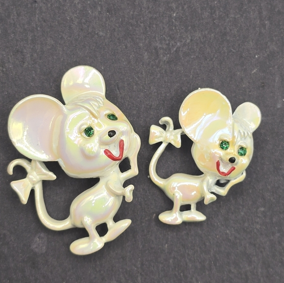 Estate Jewelry - Mice Lapel Hat or Scarf Pins Pearl Finish Set of 2